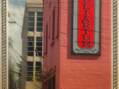 The Freakybuttrue Peculiarium and Museum