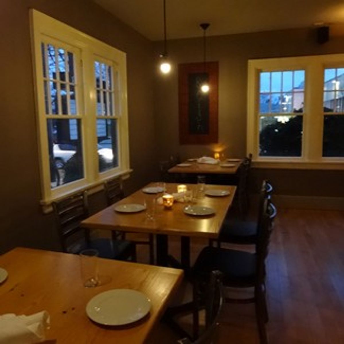 Relish Gastropub 6637 SE Milwaukie Restaurants Portland, OR