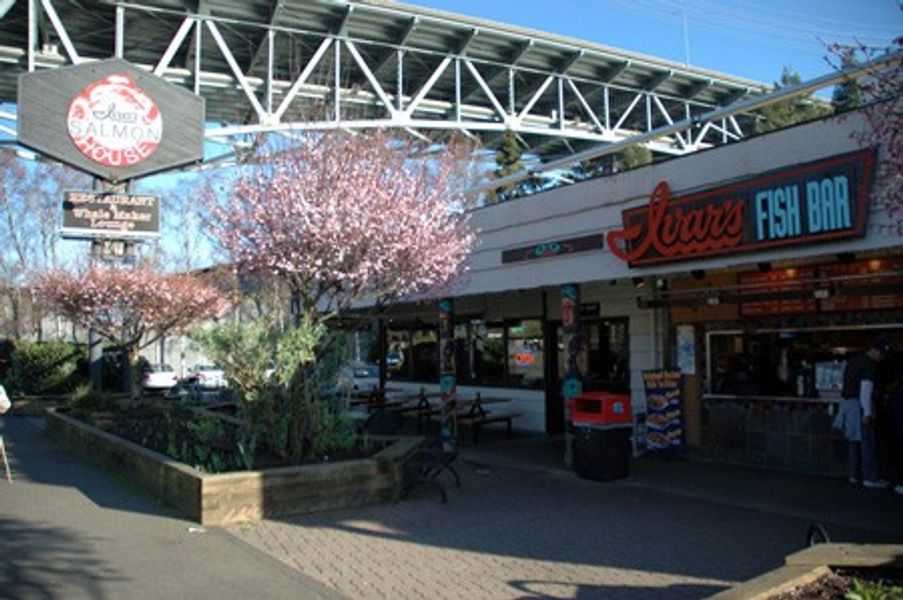 Ivar's Salmon House 401 NE Northlake Way Restaurants Seattle, WA