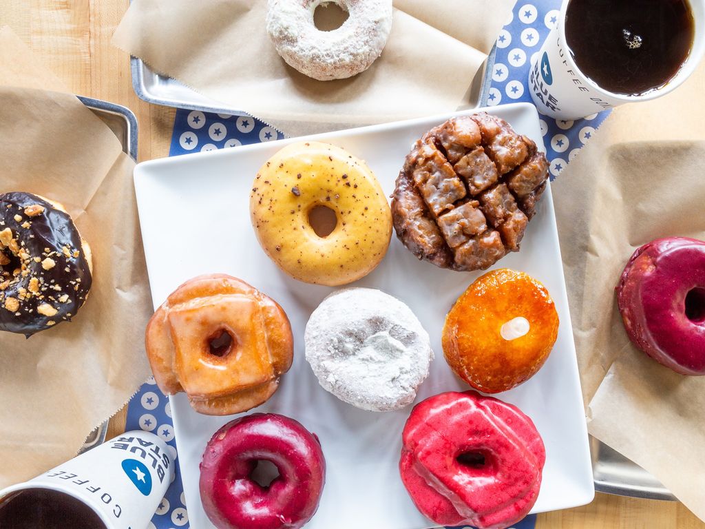 This Week In Portland Food News Blue Star Donuts Gives Out Free Donuts