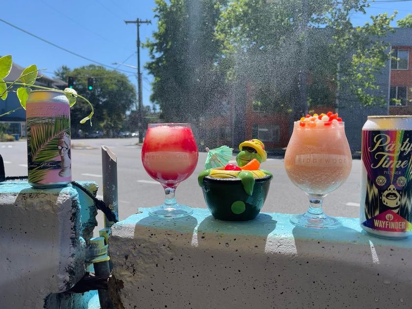 A Guide to ICEEs, Slushies, Frozen Alcoholic Drinks (and Where to