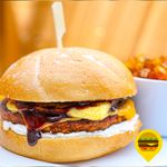 Brunch Burger: Rabbits Cafe (part of Portland Mercury’s Burger Week 2022)