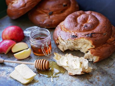 <a href="https://everout.com/seattle/search/?q=macrina">Macrina Bakery</a>'s crown challah is begging to be slathered in butter and honey.