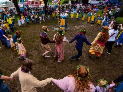 Welcome the summer season at the <a href="https://everout.com/portland/events/oregon-midsummer-festival/e144249/">Oregon Midsummer Festival</a> this weekend.