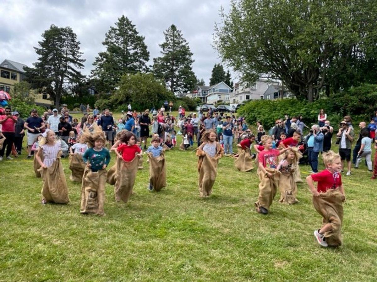 West Seattle 4th of July Kids Parade at Hamilton Viewpoint in Seattle