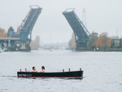 Hot Tub Boats