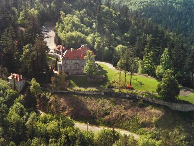 Portland's most famous house on a hill, <a href="https://everout.portlandmercury.com/locations/pittock-mansion/l28584/">Pittock Mansion</a>, is back open for in-person visits! Be sure to mask up and reserve a timed ticket online.