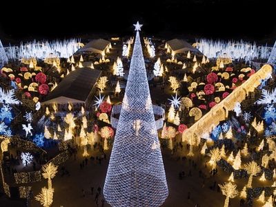 <a href="https://www.thestranger.com/events/holidays">Winter holidays</a> are upon us! Starting November 22, sly little elves will take over T-Mobile Park at the second annual light maze wonderland that is <a href="https://www.thestranger.com/events/40453026/enchant-christmas">Enchant Christmas</a>.