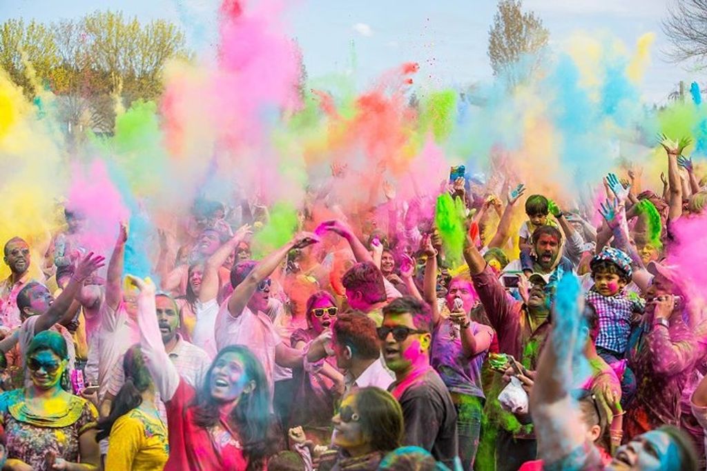 holi seattle