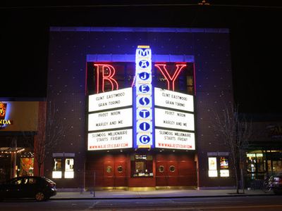 Majestic Bay Theatres