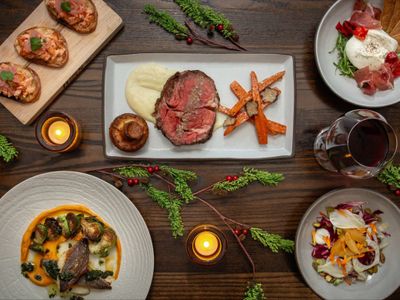 Share a sumptuous Christmas dinner from <a class="add-to-list-link" href="https://everout.com/stranger-seattle/locations/goldfinch-tavern/l15957/" data-model="attractions.location" data-oid="15957">Goldfinch Tavern</a> with your loved ones.