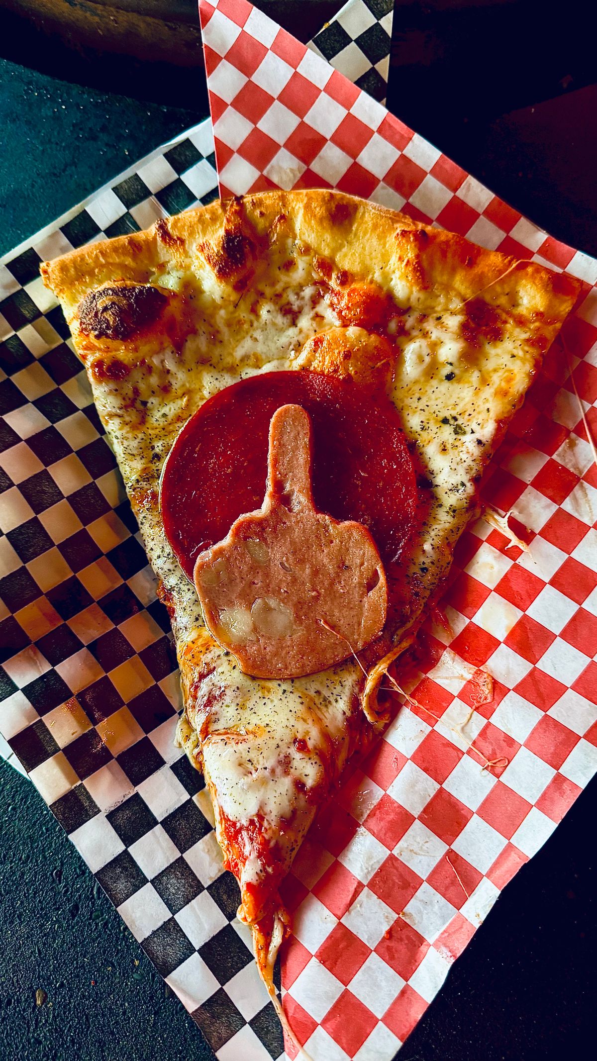 the-meatfinger-at-dante-s-pizzaslut-in-portland-or-multiple-dates