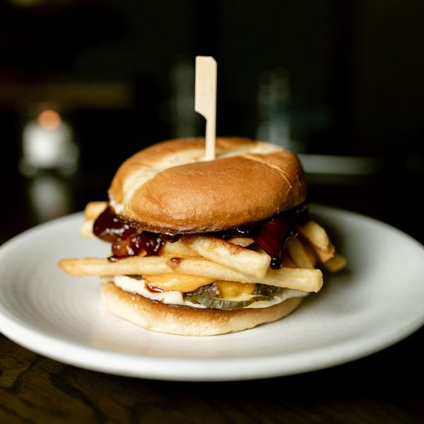 "Chili" Cheese Fry Burger