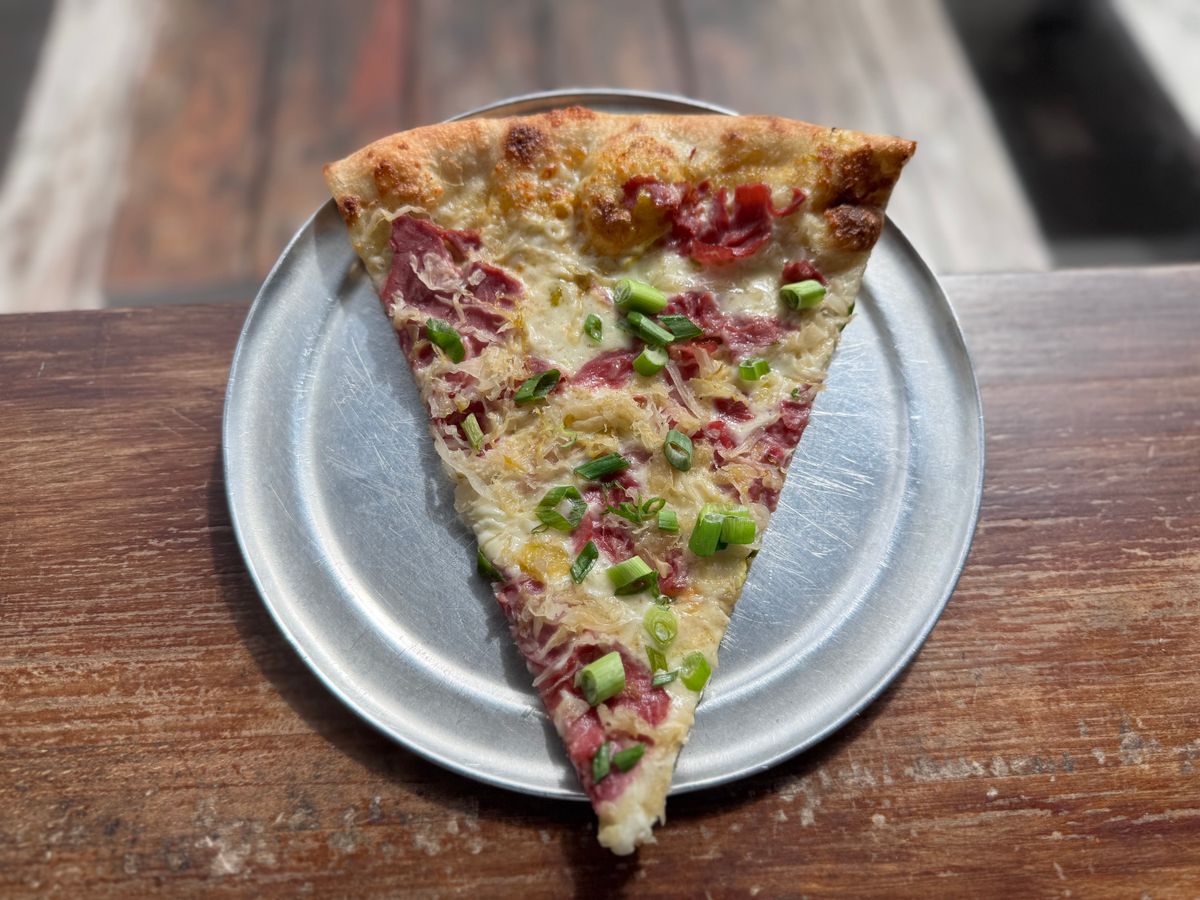 A-Reuben, Jamaica, Ooh I Wanna Take Ya (To Baby Doll Pizza) @ Baby Doll Pizza