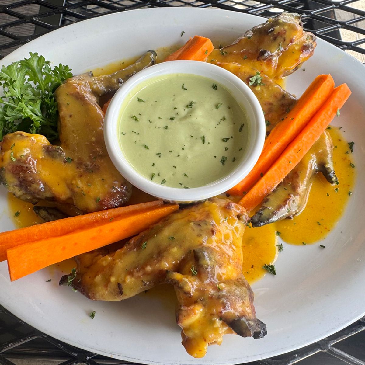 Hot Honey Mojo Wings @ Pambiche