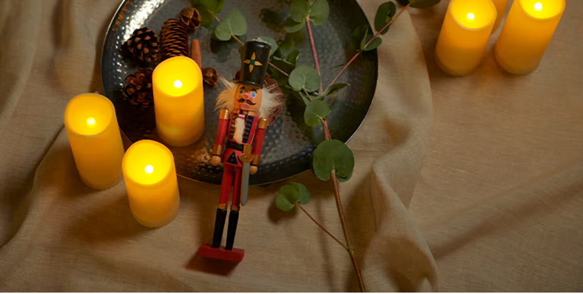 Candlelight Holiday Special at Arctic Club Hotel in Seattle, WA