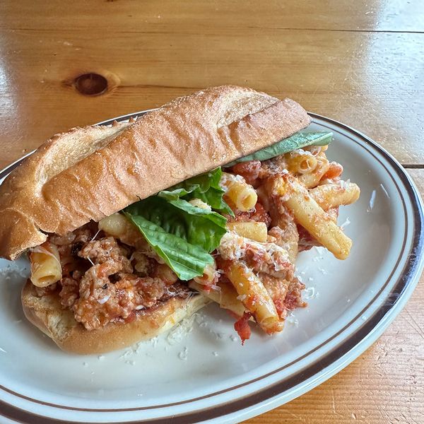 Baked Ziti on Garlic Bread