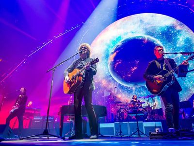 After a 10-year-revival of the Electric Light Orchestra, <a href="https://everout.com/seattle/events/jeff-lynnes-elo/e171979/">Jeff Lynne&rsquo;s ELO</a> is signing off over and out.