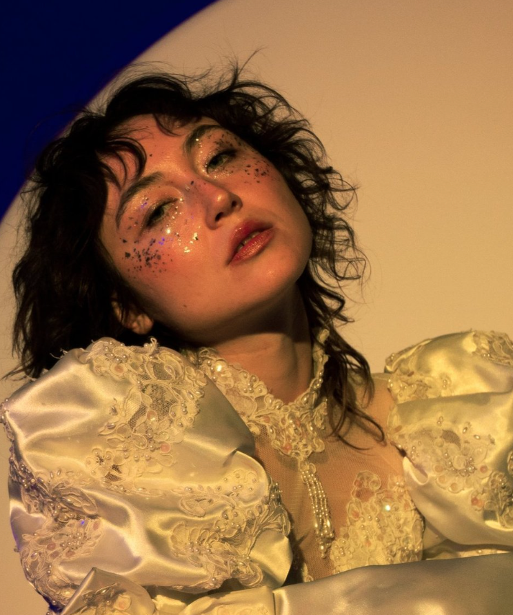 Sunday Sessions: Nonbinary Girlfriend with Girl Fiend at Rontoms in ...